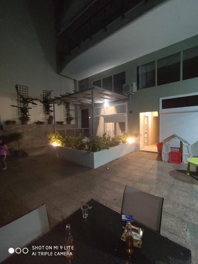 Kamares Suites Nea Kallikrateia Ngoại thất bức ảnh
